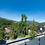 아파트 Male Teczowe Wzgorze *